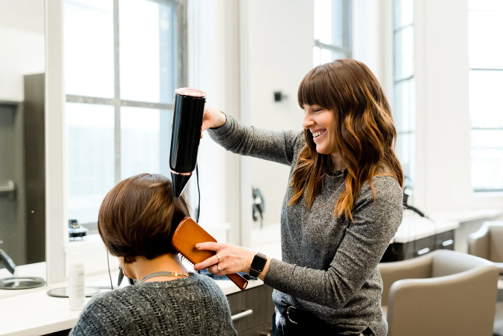 How to attract new clients to your salon